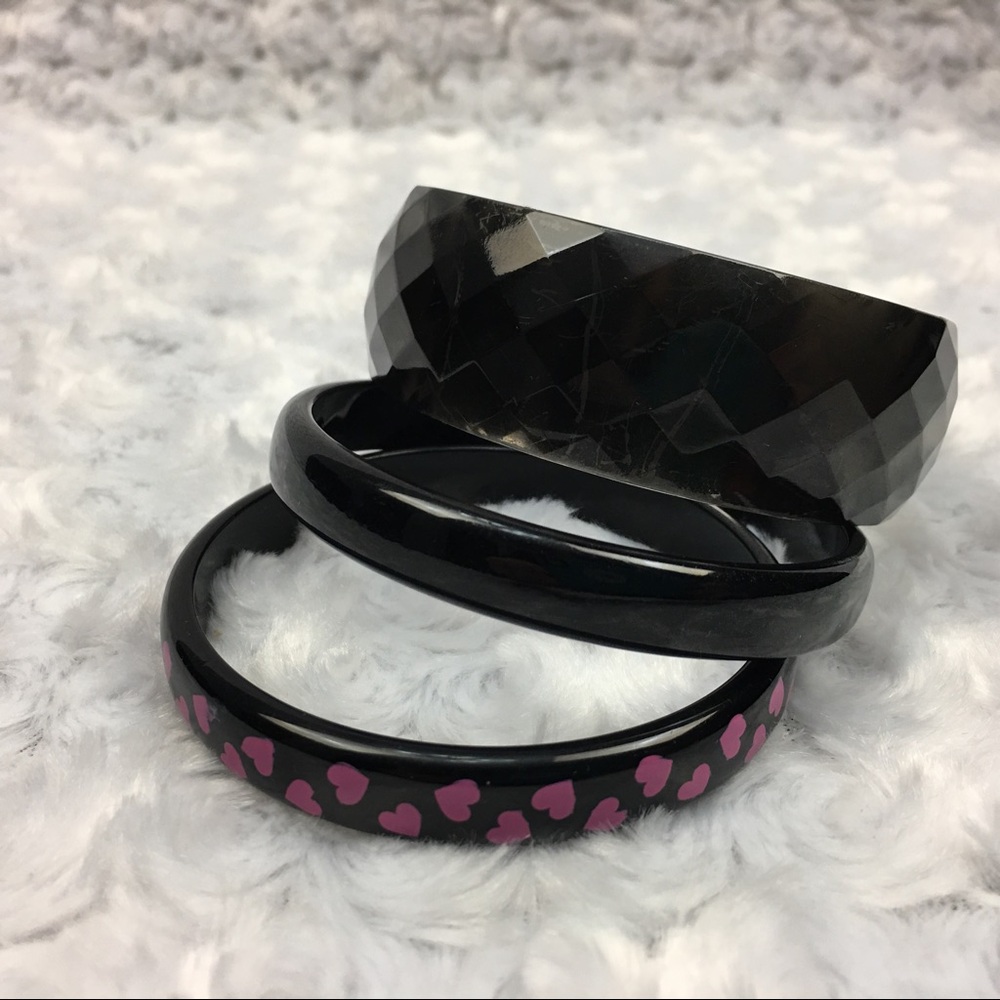 3 Bangles reflective‎ black thin black w hearts